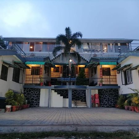 Vagamon Lake Palace Hostel Buitenkant foto