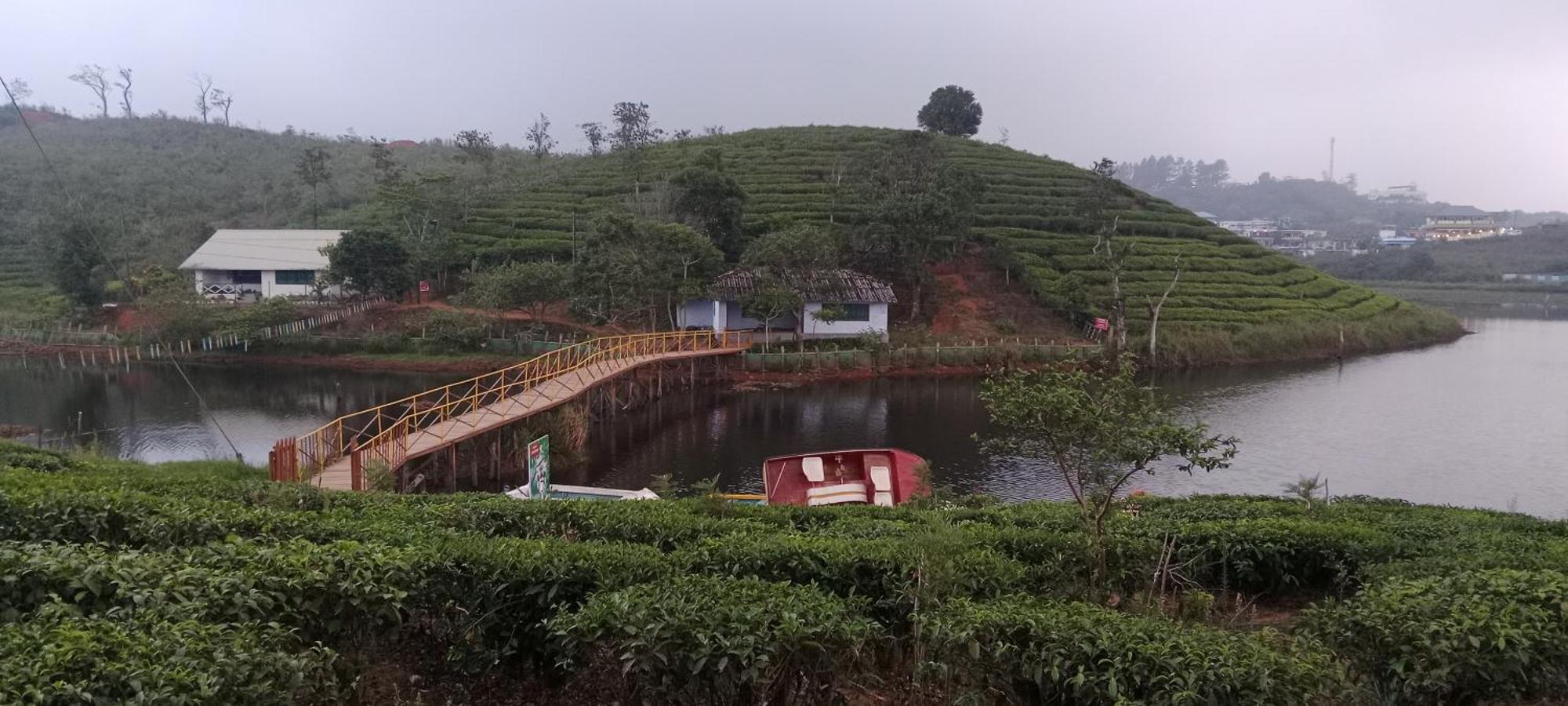 Vagamon Lake Palace Hostel Buitenkant foto