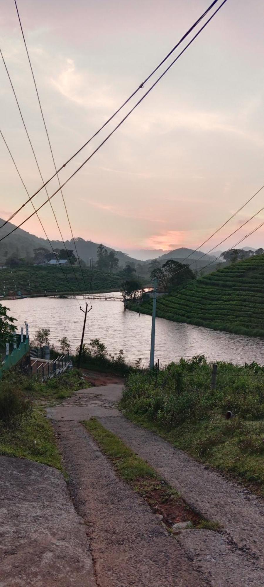 Vagamon Lake Palace Hostel Buitenkant foto