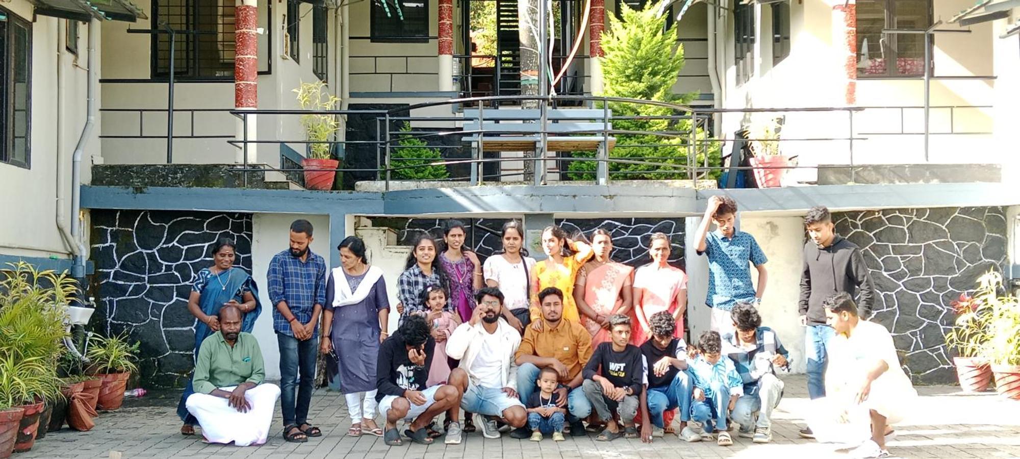 Vagamon Lake Palace Hostel Buitenkant foto
